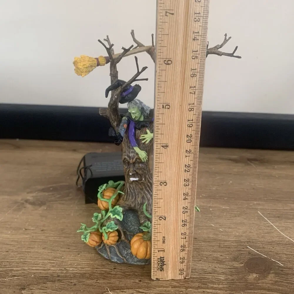 Dept 56 Village Accessories Witch Crash 56.53056 Head Doesn’t Spin Parts Only